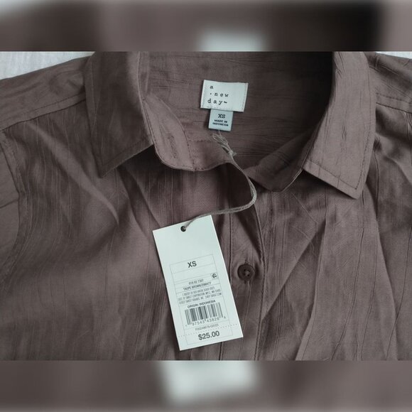 NWT A New Day tan button-down shirt. Size XS - Picture 6 of 9